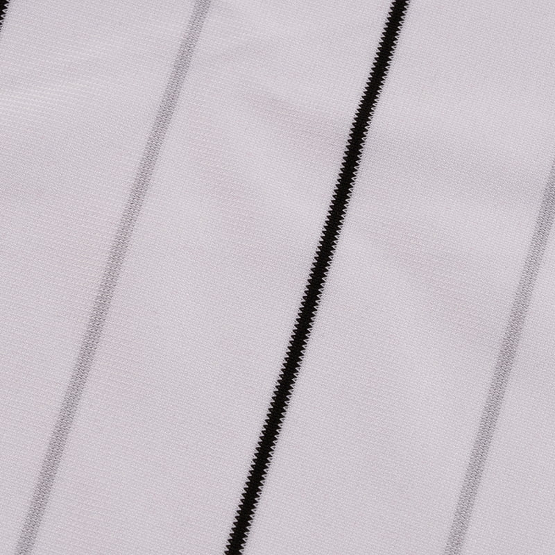 浅灰色条纹经编面料